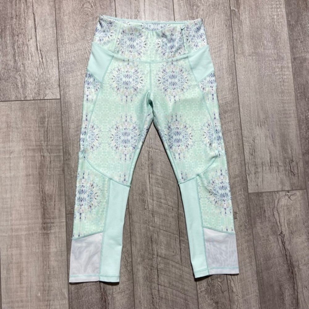 Calia Carrie Underwood Small Women’s Mandala Print Crop Leggings Mint